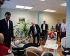 Министр спорта РФ М.В. Дегтярев, губернатор Тульской области Д.В. Миляев и председатель Профсоюза П.А. Рожков посетили соревнования по волейболу сидя среди ветеранов СВО и встретились с паралимпийскими сборными по пауэрлифтингу и настольному теннису